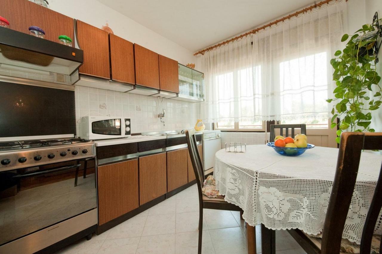 Apartment Patricia Ровінь Екстер'єр фото
